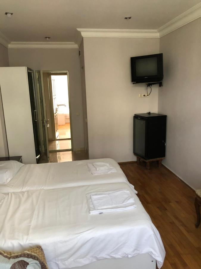 Hotel Dolphin 巴统 外观 照片